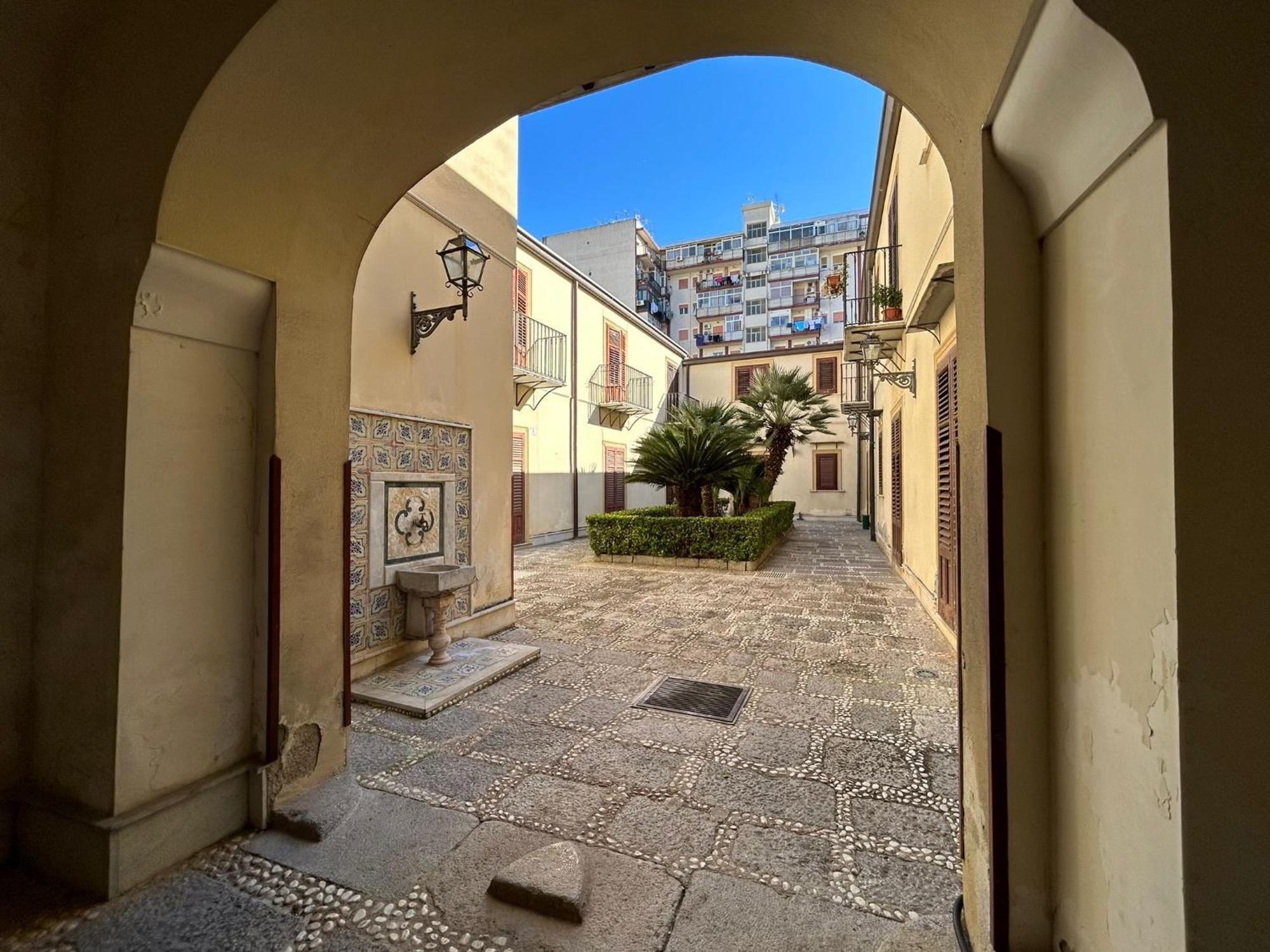 Corte Dei Re Di Palermo Apartment Eksteriør bilde
